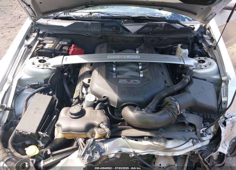2011 FORD MUSTANG VIN: 1ZVBP8CF3B5147371