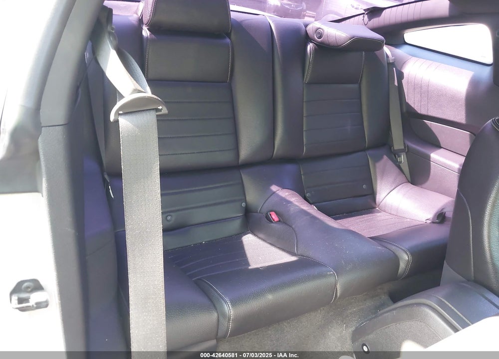 2011 FORD MUSTANG VIN: 1ZVBP8CF3B5147371