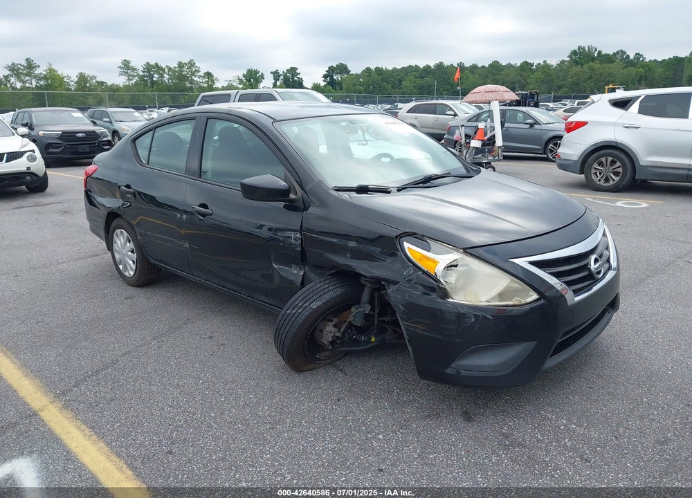 2017 NISSAN VERSA 1.6 S+ VIN: 3N1CN7AP1HL833438