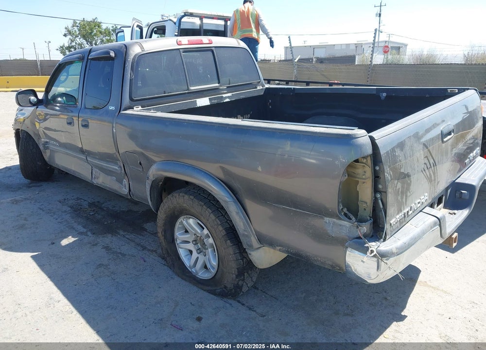 2003 TOYOTA TUNDRA SR5 V8 VIN: 5TBBT44193S396868