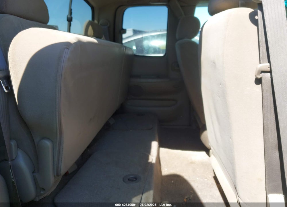 2003 TOYOTA TUNDRA SR5 V8 VIN: 5TBBT44193S396868