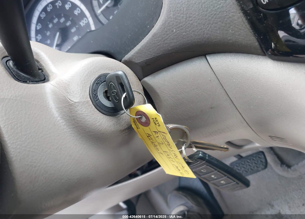 2004 TOYOTA SIENNA CE VIN: 5TDZA23C04S103475