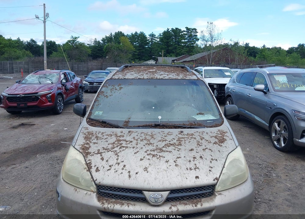 2004 TOYOTA SIENNA CE VIN: 5TDZA23C04S103475