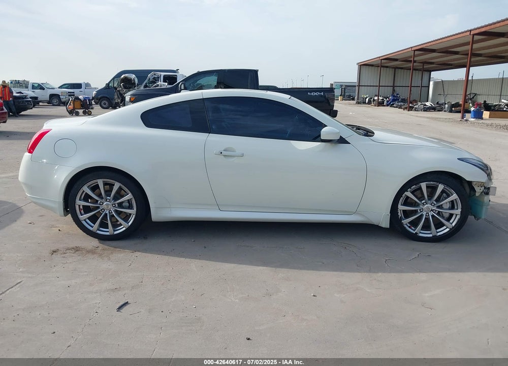 2008 INFINITI G37 VIN: JNKCV64E58M129765