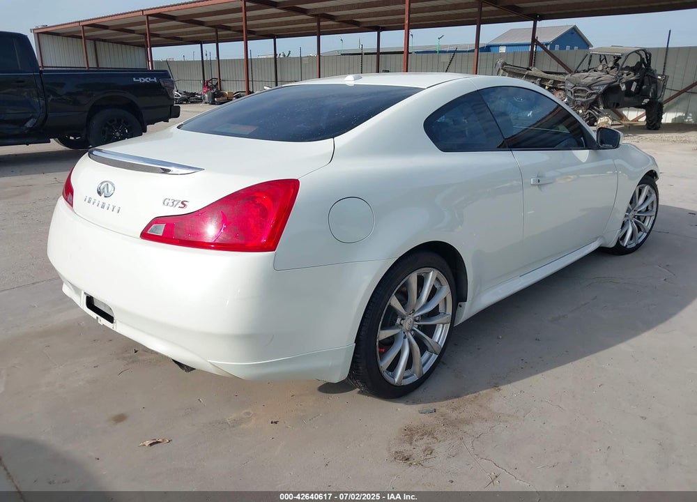 2008 INFINITI G37 VIN: JNKCV64E58M129765