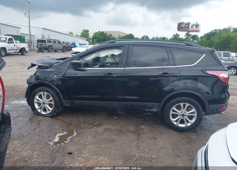 2018 FORD ESCAPE VIN: 1FMCU9HD3JUA72572