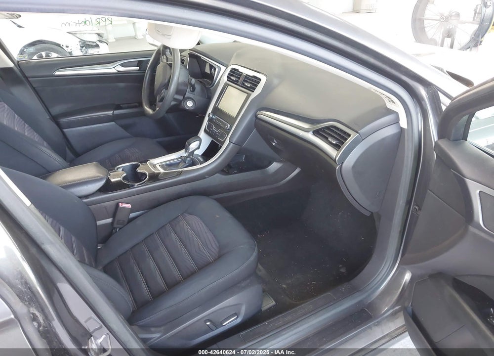 2016 FORD FUSION SE VIN: 3FA6P0H77GR121566