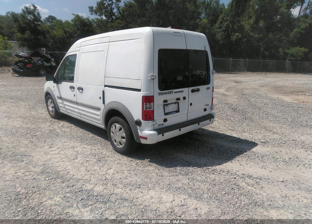 2011 AZURE DYNAMICS TRANSIT CONNECT E XLT VIN: 537LS7D45BT056445