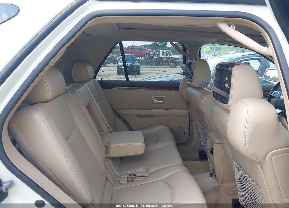 2008 CADILLAC SRX VIN: 1GYEE437080181839