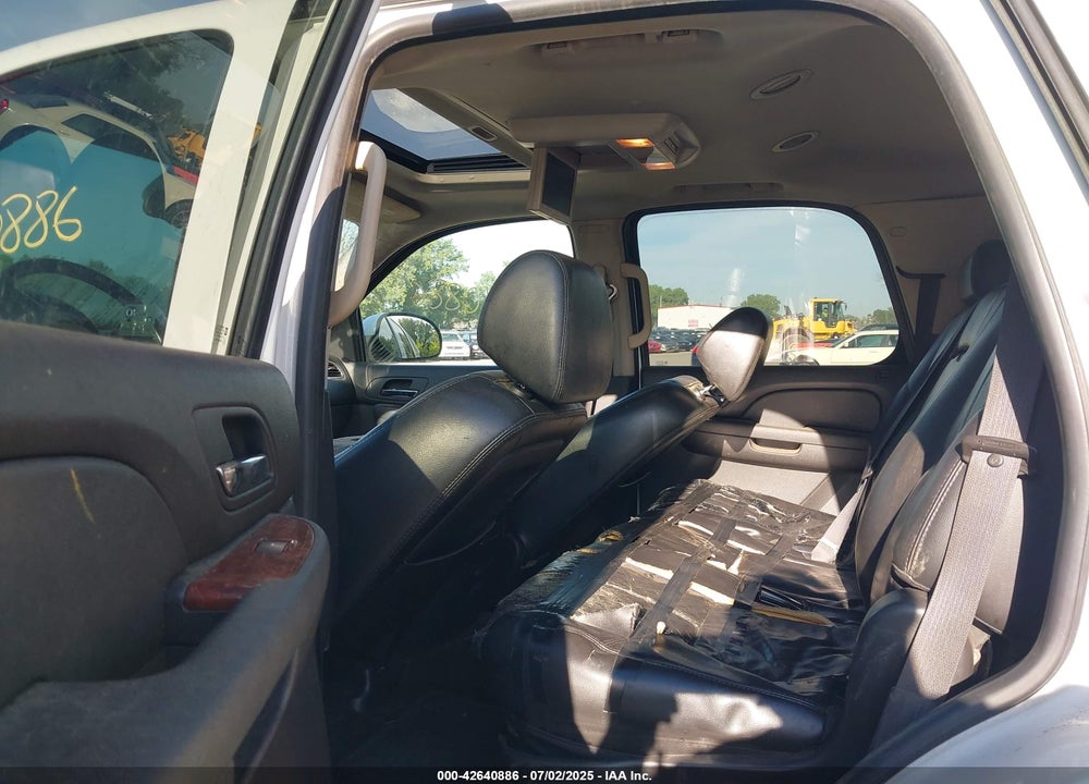 2007 CHEVROLET TAHOE LT VIN: 1GNFK13037J282006