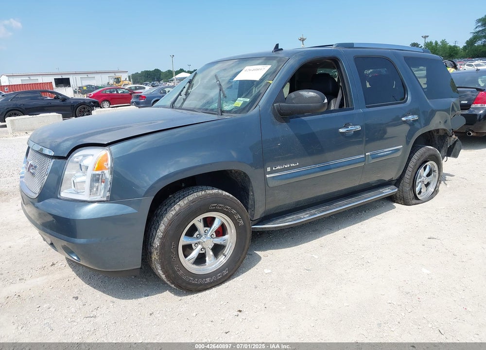 2007 GMC YUKON VIN: 1GKFK63827J351509