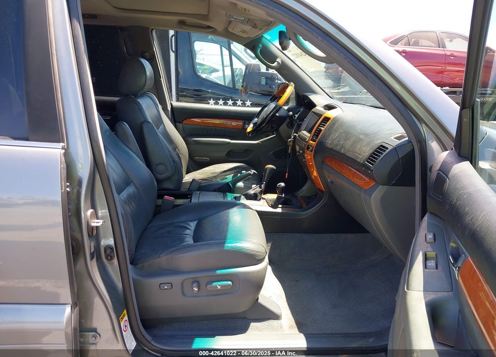2004 LEXUS GX 470 VIN: JTJBT20X540067043