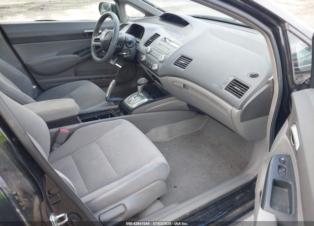 2007 HONDA CIVIC VIN: 1HGFA16557L111704