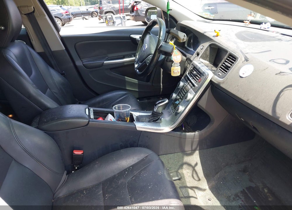 2018 VOLVO S60 VIN: LYV402TK6JB173004