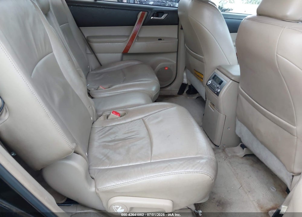 2010 TOYOTA HIGHLANDER VIN: 5TDYK3EH2AS019063