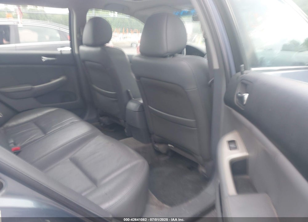 2007 HONDA ACCORD VIN: 1HGCM66507A026238