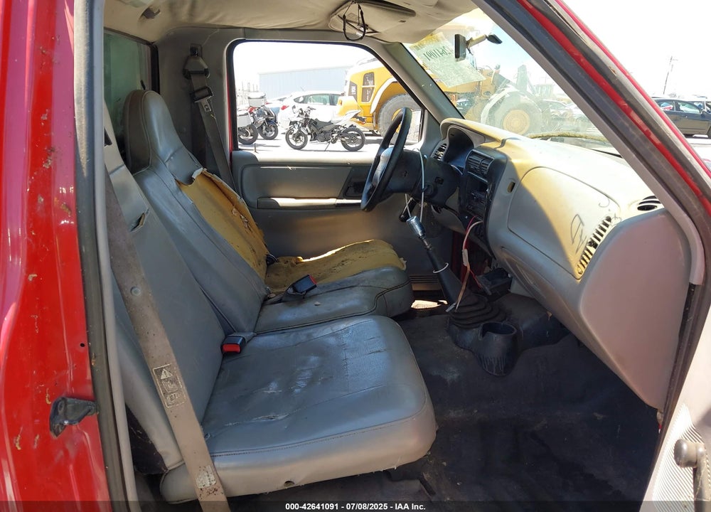 2000 FORD RANGER XL/XLT VIN: 1FTYR10C2YPA86262