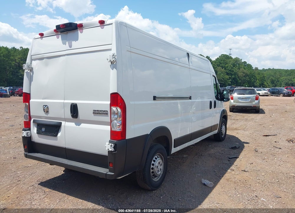2024 RAM PROMASTER 2500 VIN: 3C6LRVDG3RE132219