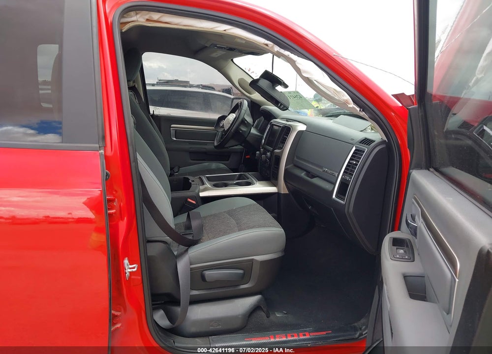2017 RAM 1500 VIN: 1C6RR7GT5HS720990