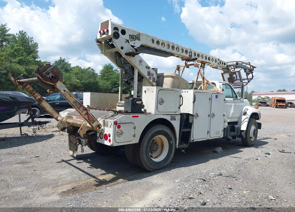 1998 FORD F800 VIN: 1FDXF80E6WVA11048