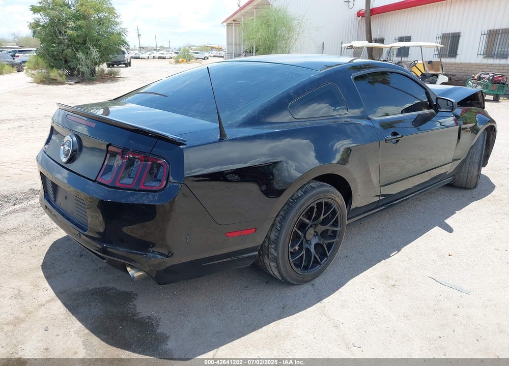 2014 FORD MUSTANG VIN: 1ZVBP8AM0E5209072