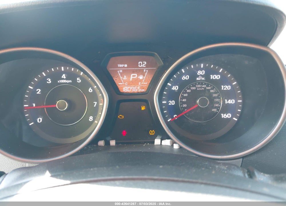 2014 HYUNDAI ELANTRA VIN: 5NPDH4AE1EH486310