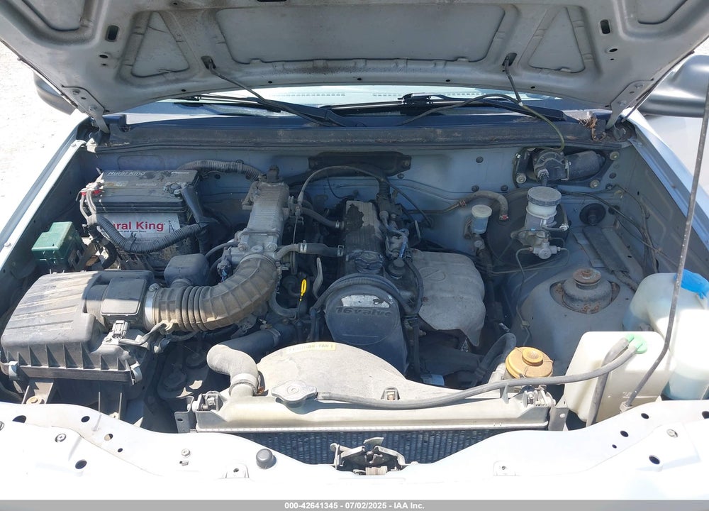 2000 CHEVROLET TRACKER VIN: 2CNBE1868Y6913855