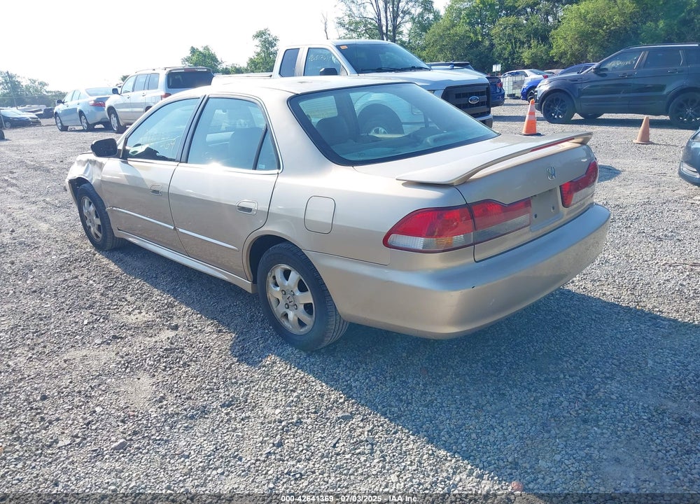 2002 HONDA ACCORD 2.3 EX VIN: 1HGCG56692A020778