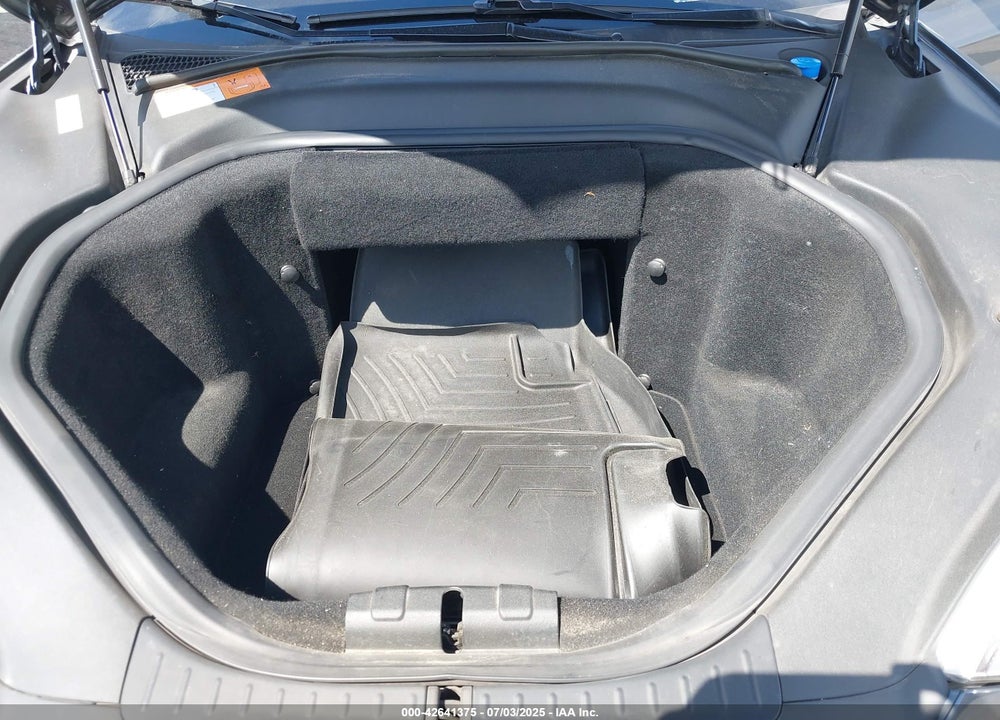 2013 TESLA MODEL S VIN: 5YJSA1DP8DFP28644