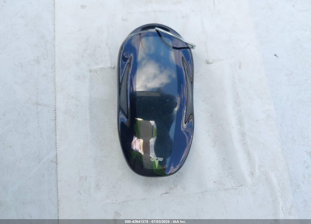 2013 TESLA MODEL S VIN: 5YJSA1DP8DFP28644