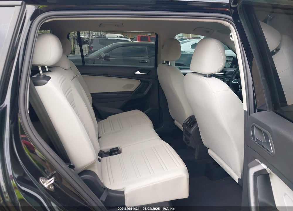 2022 VOLKSWAGEN TIGUAN VIN: 3VV1B7AX2NM144609