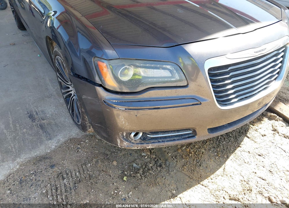 2013 CHRYSLER 300 VIN: 2C3CCABG3DH561643
