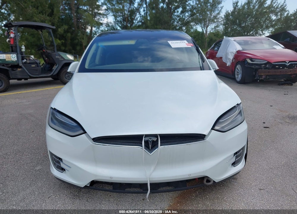 2017 TESLA MODEL X VIN: 5YJXCBE20HF070252