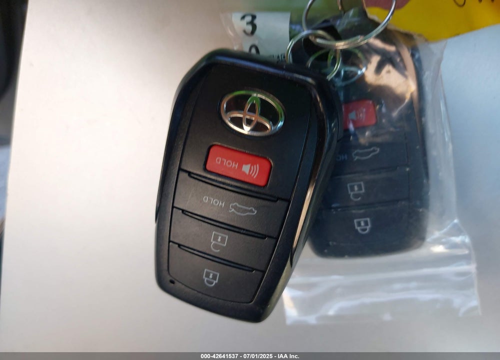 2025 TOYOTA CAMRY VIN: 4T1DAACK6SU563014