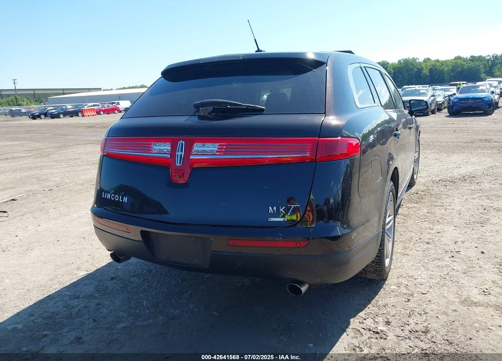 2013 LINCOLN MKT VIN: 2LMHJ5AT1DBL54684