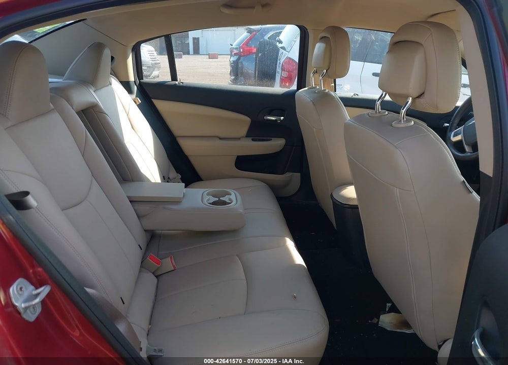 2011 CHRYSLER 200 VIN: 1C3BC1FB8BN531522