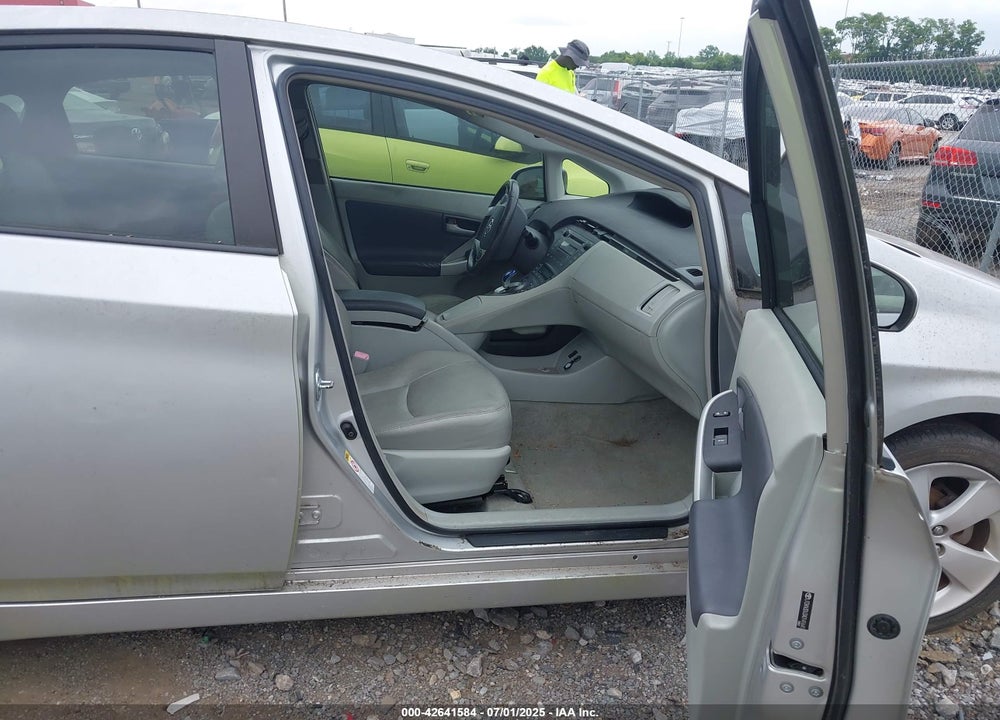 2010 TOYOTA PRIUS VIN: JTDKN3DU3A0141641