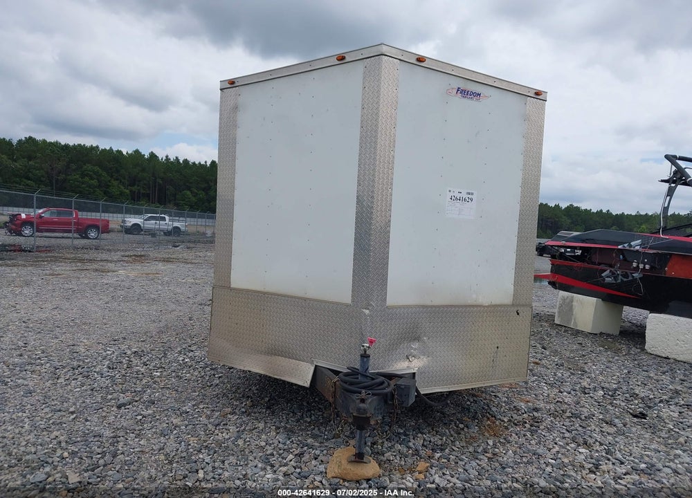 2019 FREEDOM 8.5X24TA4 VIN: 5WKBE2429K1058908