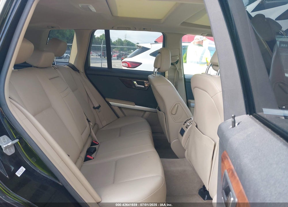 2011 MERCEDES-BENZ GLK 350 VIN: WDCGG5GB8BF672638