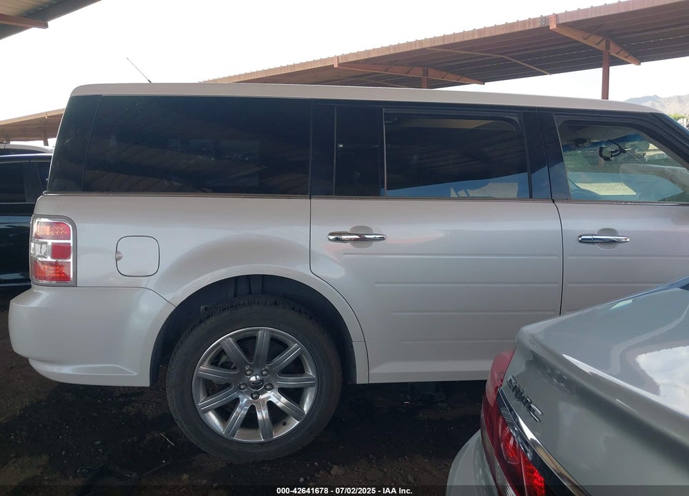 2011 FORD FLEX VIN: 2FMGK5DC9BBD32803