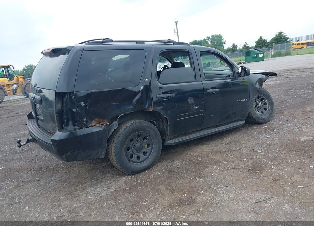 2008 CHEVROLET TAHOE LS VIN: 1GNFK13078J136869