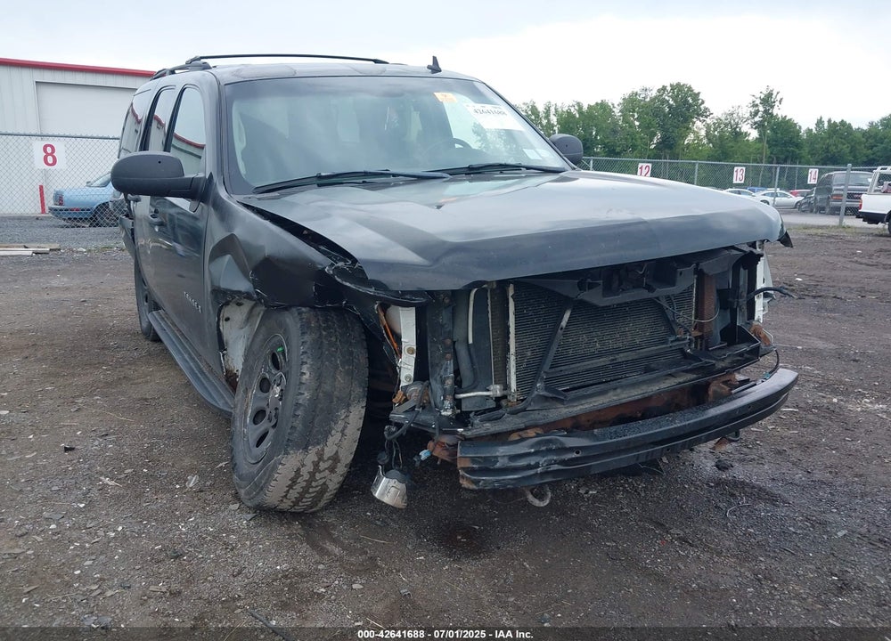 2008 CHEVROLET TAHOE LS VIN: 1GNFK13078J136869