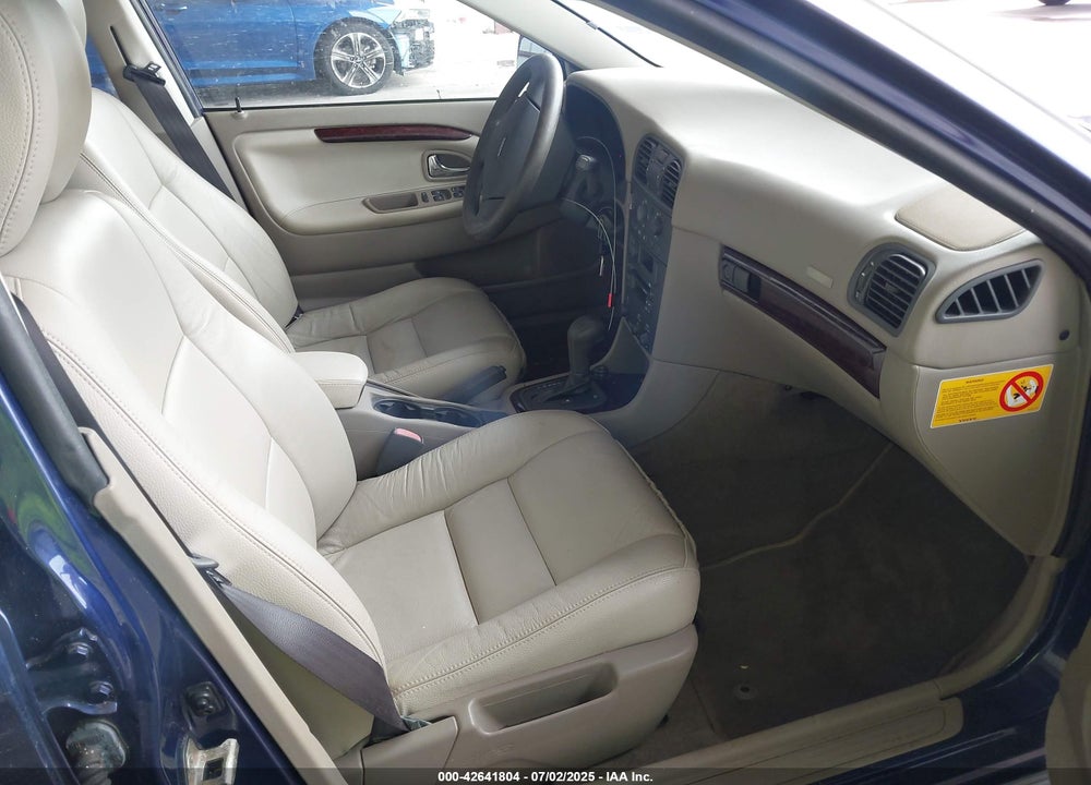 2004 VOLVO V40 A/LSE VIN: YV1VW275X4F102453