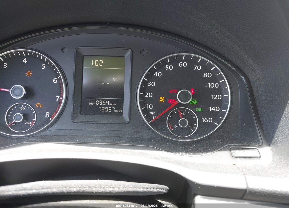 2010 VOLKSWAGEN JETTA VIN: 3VWAZ7AJ8AM073381
