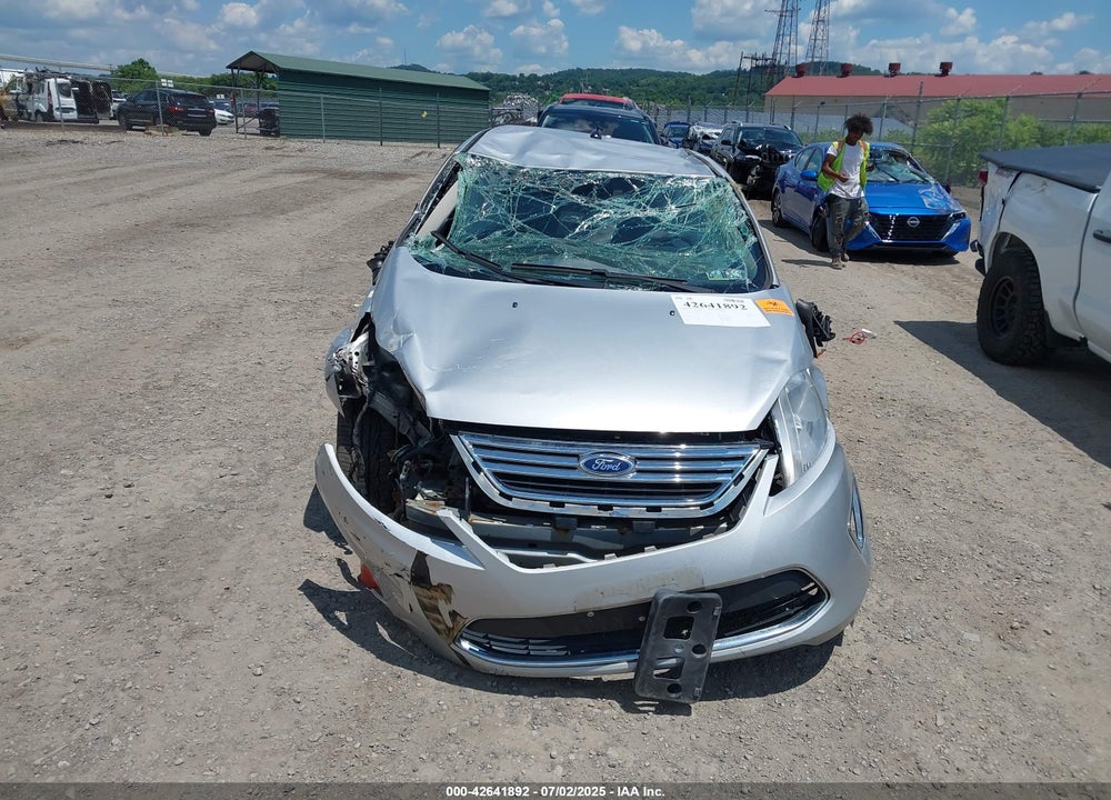 2011 FORD FIESTA VIN: 3FADP4CJ2BM221825
