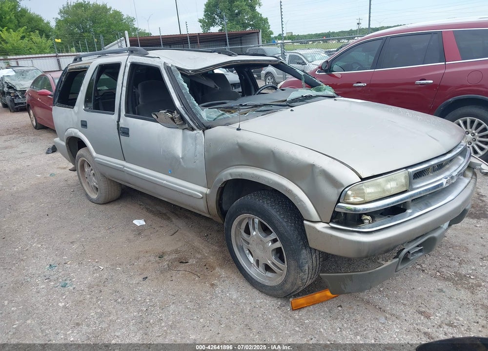 2002 CHEVROLET BLAZER VIN: 1GNCS13W32K135002