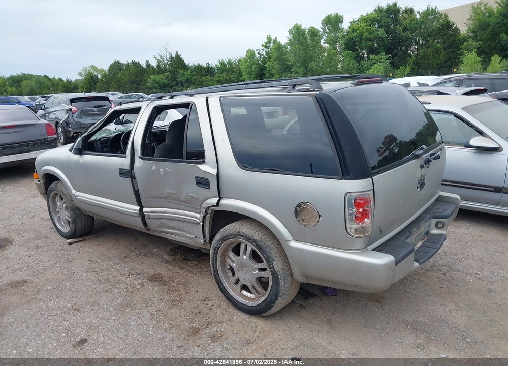 2002 CHEVROLET BLAZER VIN: 1GNCS13W32K135002