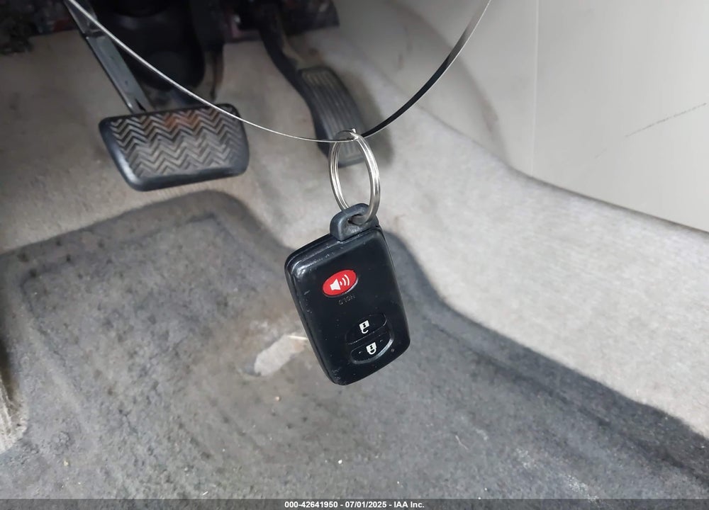 2011 TOYOTA PRIUS VIN: JTDKN3DU0B5317209