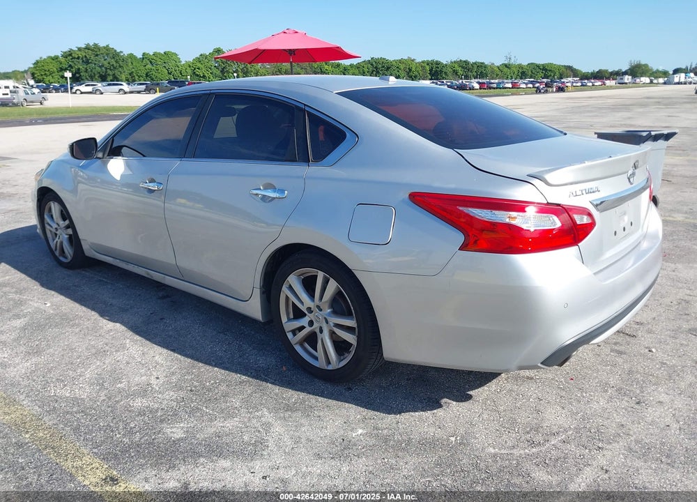 2017 NISSAN ALTIMA 3.5 SL VIN: 1N4BL3APXHC190404