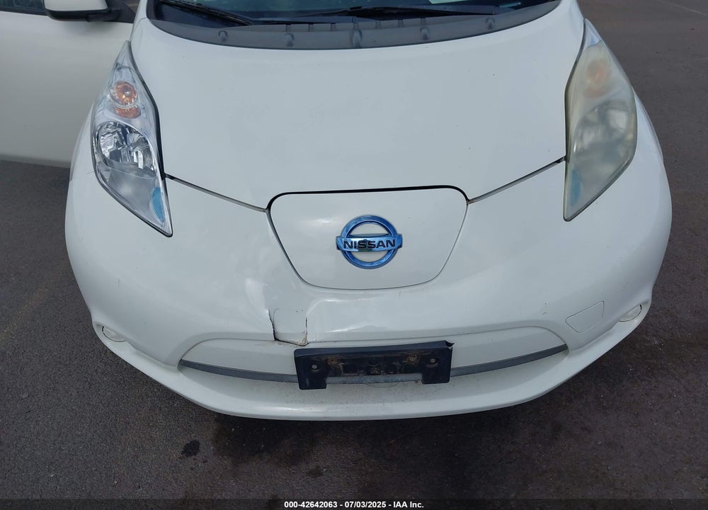 2015 NISSAN LEAF VIN: 1N4AZ0CP9FC330171
